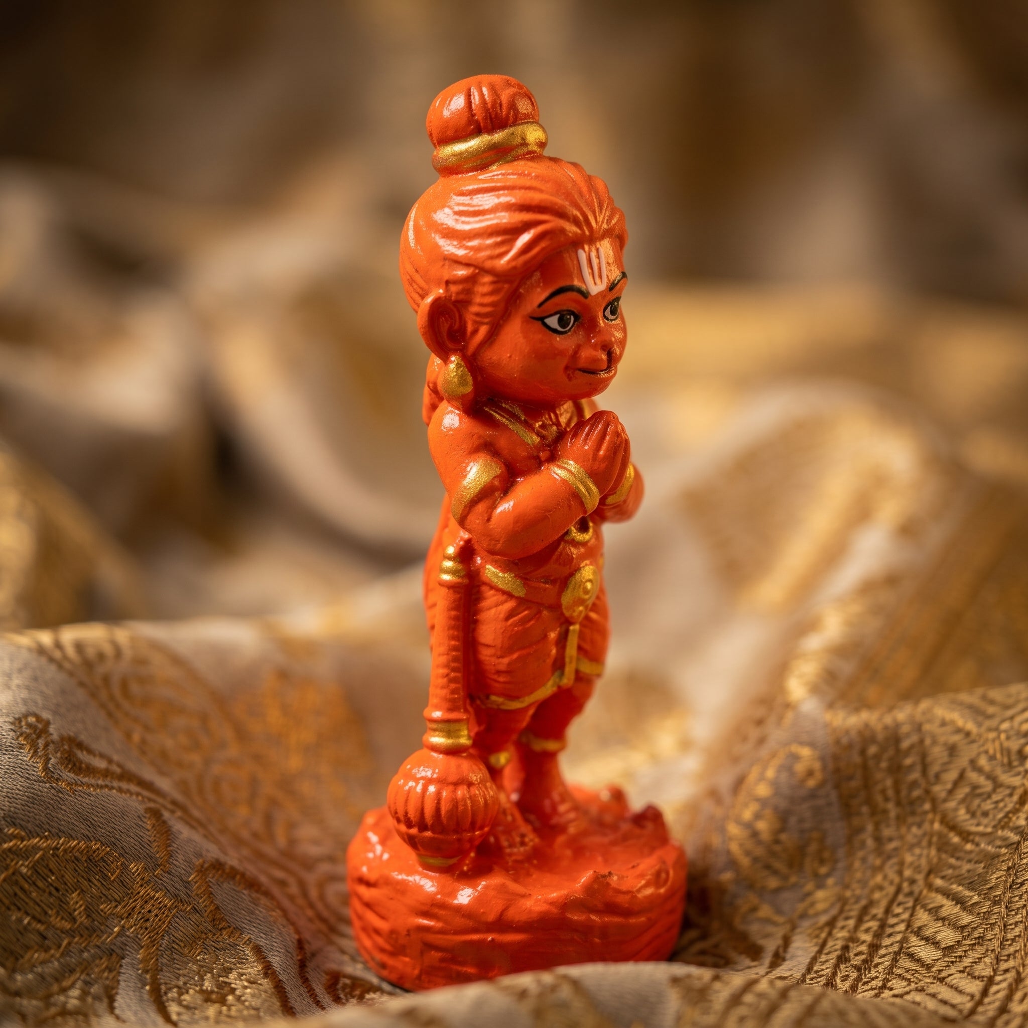 STANDING HANUMAN KESARI